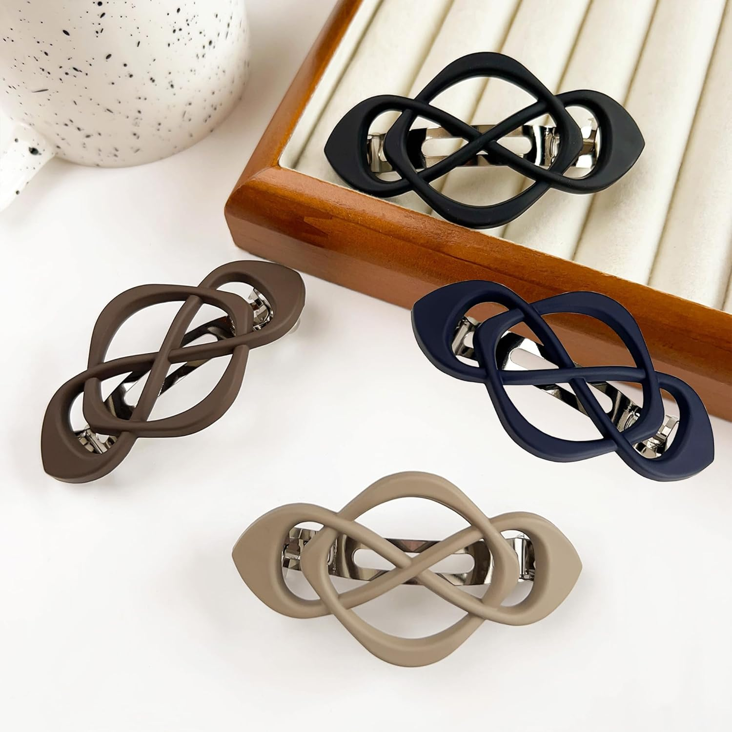 French Hair Barrettes for Women - 4 Pack Vintage Snap Hair Clips for Thick Hair, Elegant Retro Hair Accessories with Classic Design, Secure Hold Hair Clips for Women & Girls(Simple & Stylish) - Colora image number 3