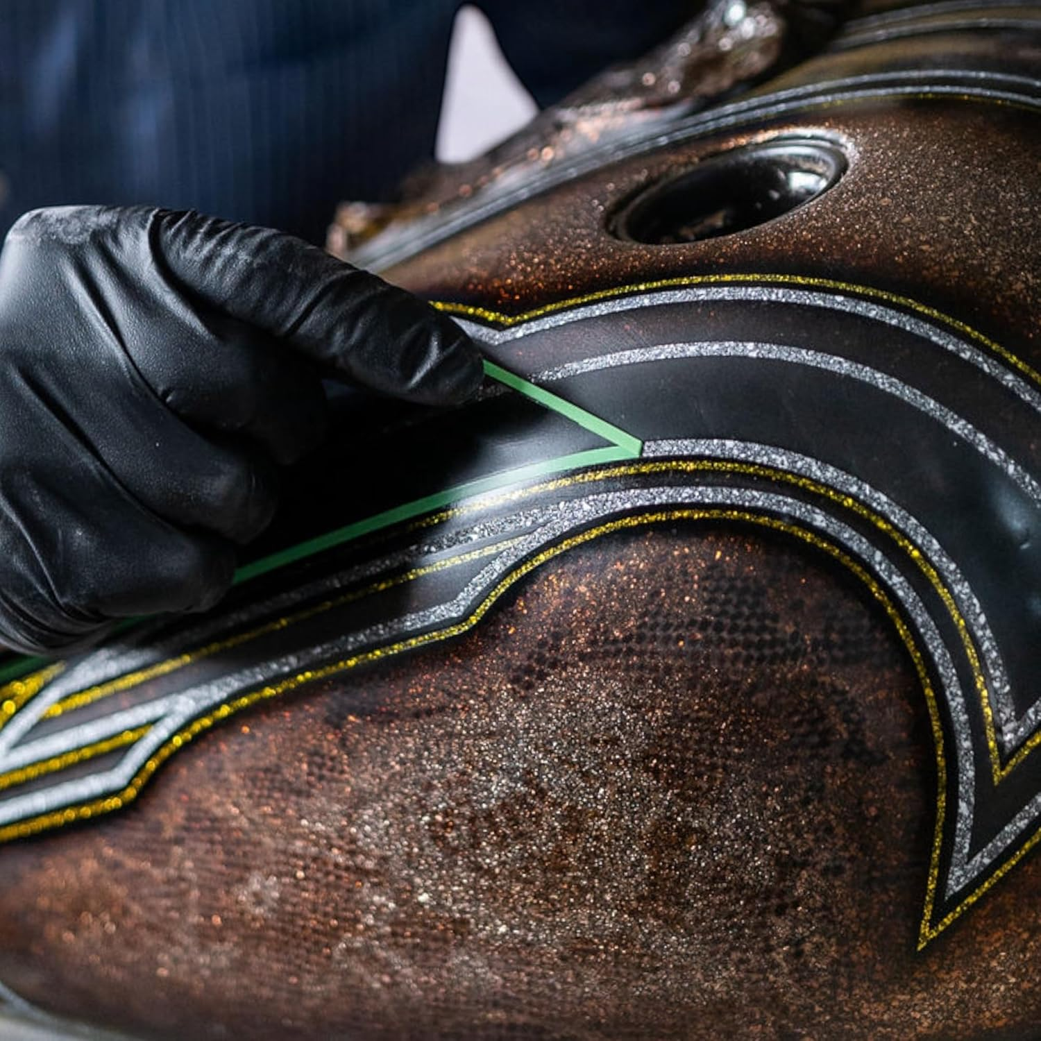 Lime Line Sprayable Metal Flake Paint Additive: Solvent Resistant Glitter for Automotive Custom Painting (Gold) image number 6