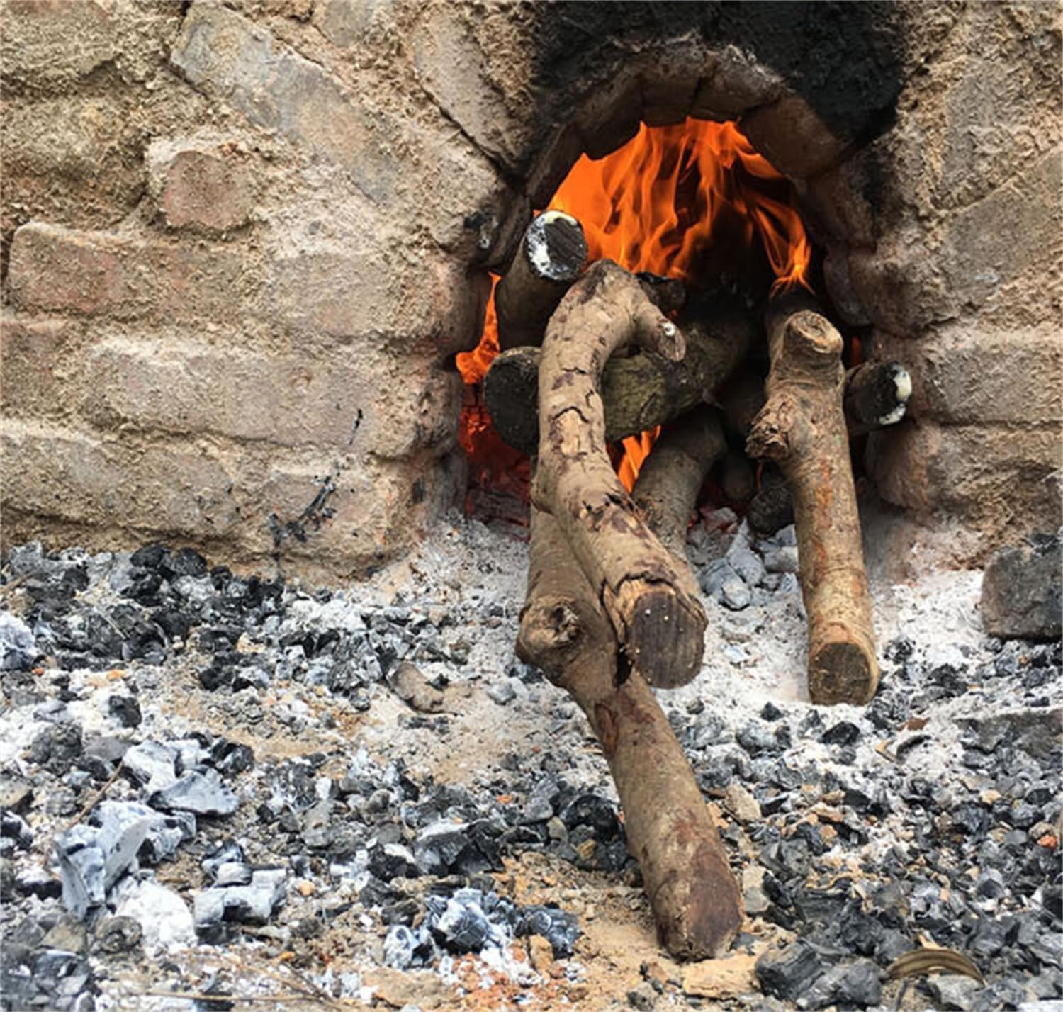 RRMMAN BBQ Hardwood Lump Charcoal Premium Restaurant Grade 2.5Kg Box - High Carbon - High Heat,Fireplace Decoration Logs,Premium Hardwood High-Grade for BBQ image number 2