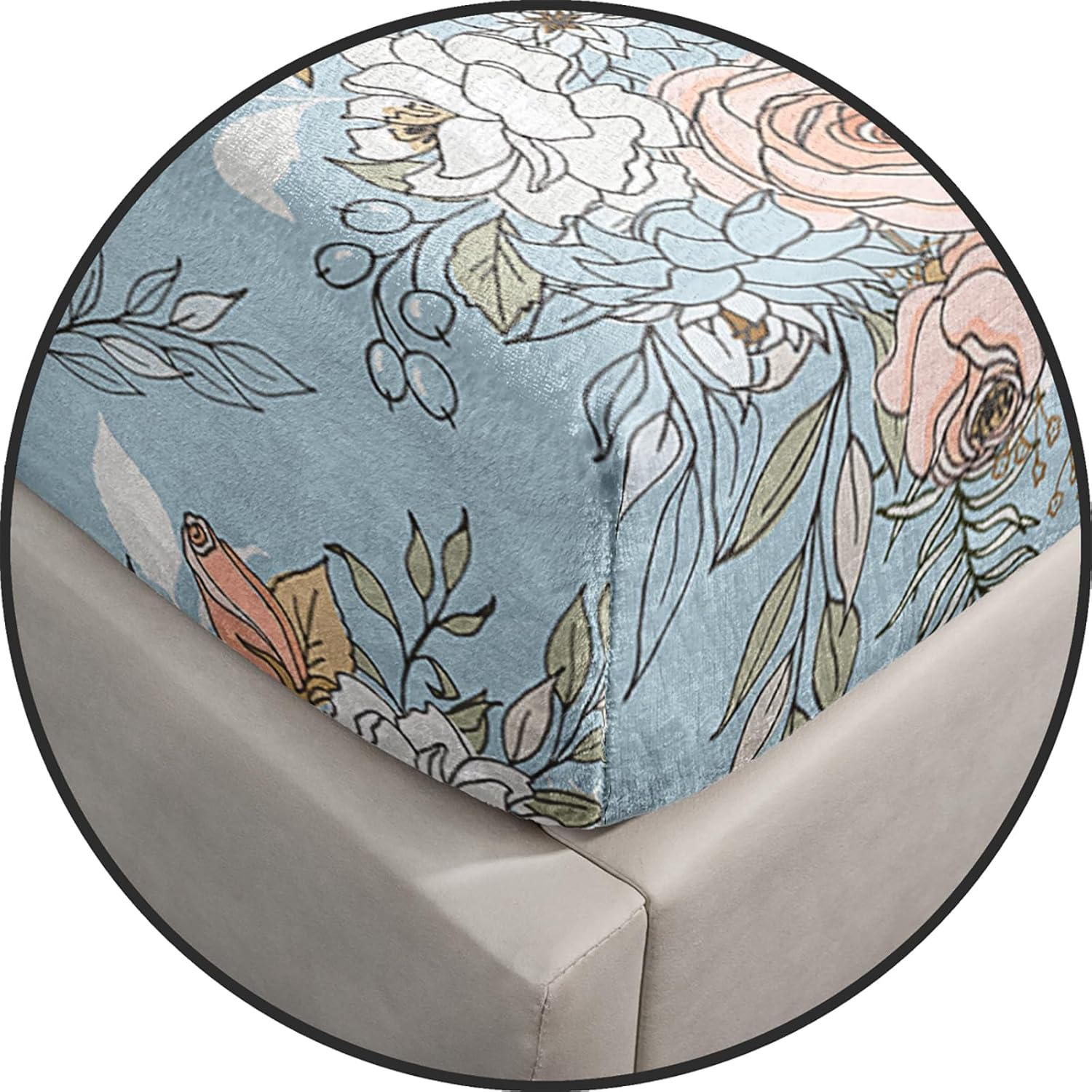 QOOMO Rabbit Flowers Fleece Bed Sheet Set,Queen 3-Piece Polar Fleece Sheet Set Includes,2 Pillowcases and 15" Deep Pocket Fitted Sheet,Velvet Plush Bedding Set,Warm and Soft image number 5