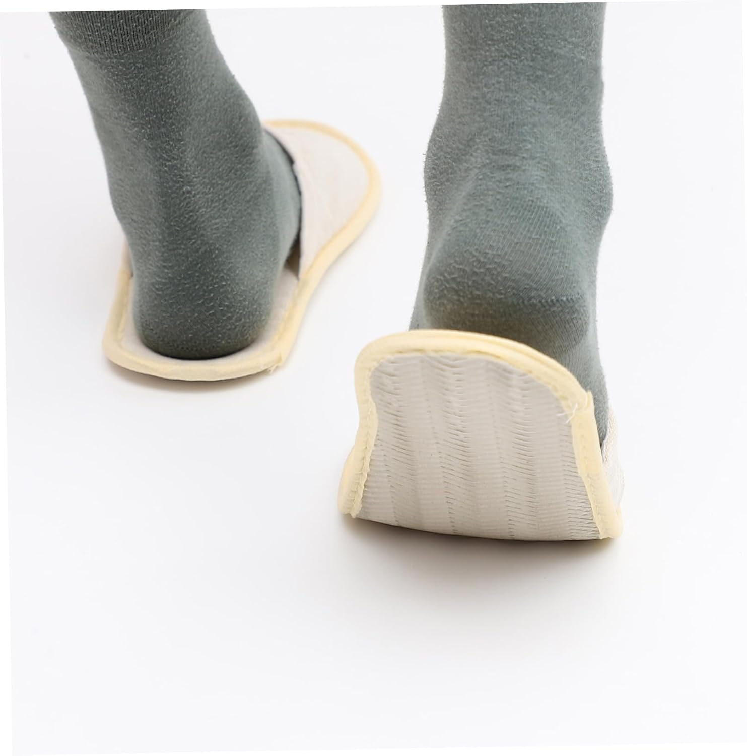 Vaguelly 6 Pairs Portable Foldable Slippers for Travel and Hotel Use Unisex Guest Shoes with Slip Sole Space Saving Design for Spa Plane Home and Outdoor Safety Random Color image number 5