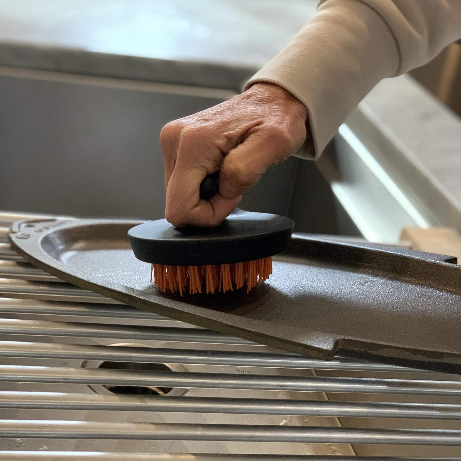 Outset 76621 Himalayan Salt Block, Pizza Stone and Cast Iron Pan Nylon Cleaning Brush with Stainless Steel Scraper, 5 X 4 X 3, Black image number 5