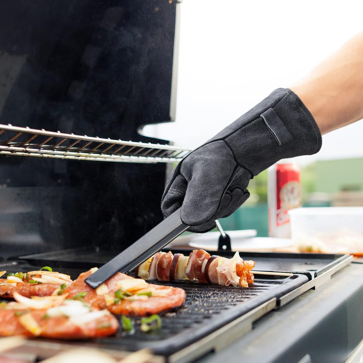 OZERO 932&deg;F Heat Resistant Forge Welding Gloves: 16 Inches Cowhide Leather Long Sleeve & Insulated Lining Grill Gloves for Barbecue/Tig Welder/Oven/Fireplace/Wood Stove/Animal Handling