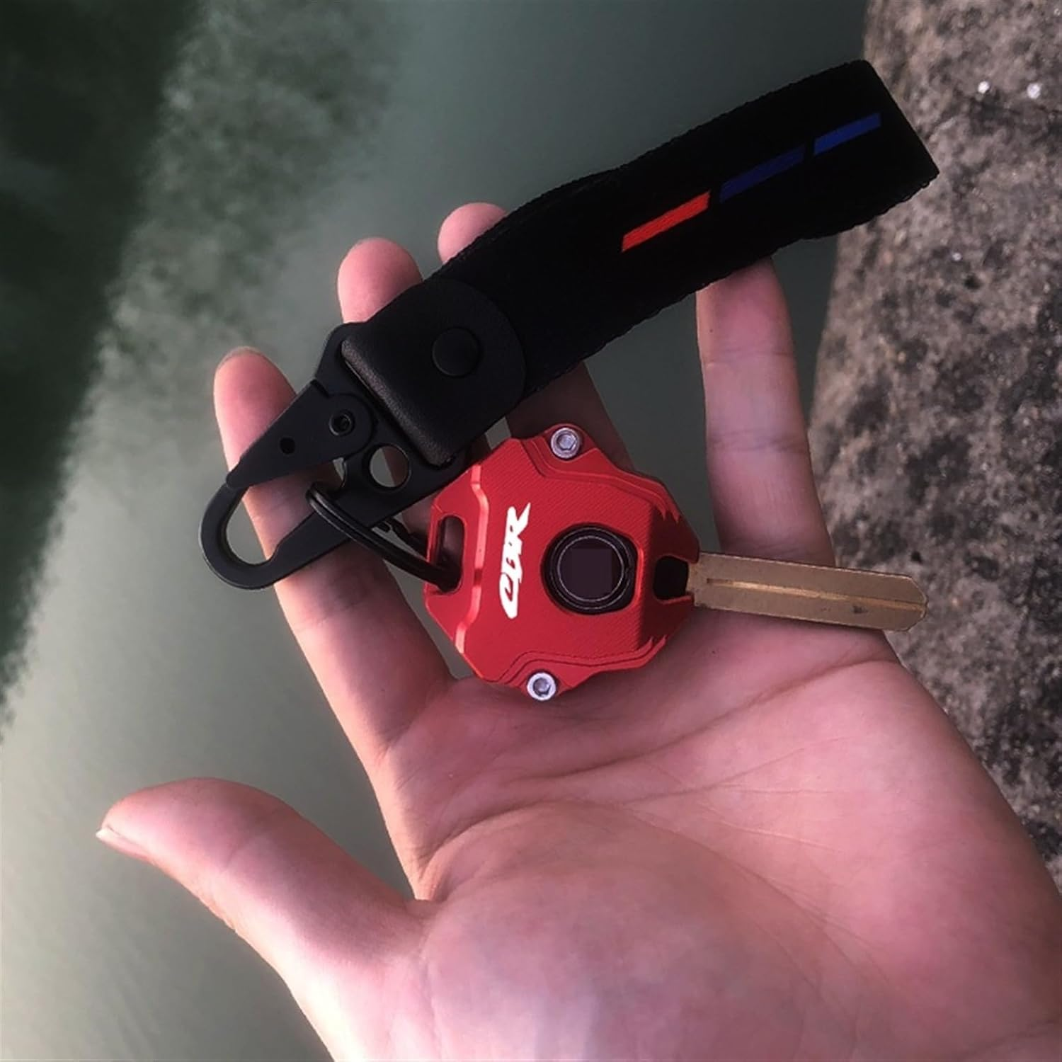 Zenaha Motorcycle CNC Key Case Cover Shell Keychain Compatible with CBR650R CBR600RR CBR1000RR CBR500R CBR600F CBR 650R 600RR 1000RR 250RR (Color : Keychain-White, Size : /)