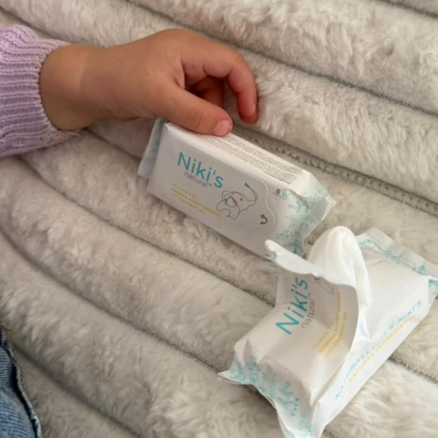 Niki'S Natural Pocket Baby Wipes | Organic Baby Wipes Sensitive | Made with Manuka Honey and Coconut Oil, Unscented | EWG Verified | 320 Wipes (40 Pack X 8 Count Wipes) image number 3