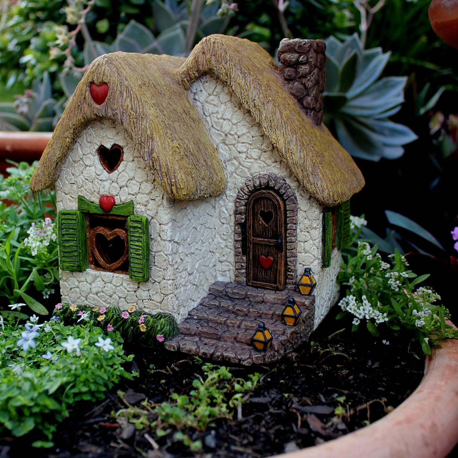 PRETMANNS Fairy House - Large Outdoor Fairy Garden House &ndash; Adorable Hand-Painted Resin Outdoor Accessories for Miniature Garden &ndash; 18 Cm High with Door That Can Open image number 4
