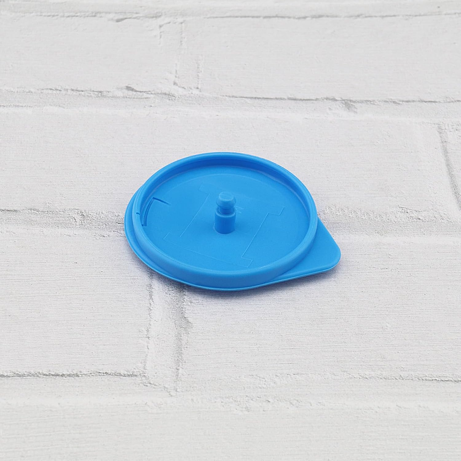 Emsea 1X Wiper Wash Reservoir Cap Windshield Reservoir Plastic Cover Bottle Cap Gasket 76802-TV0-01 Compatible with Honda Civic 2006-2011, Blue image number 1