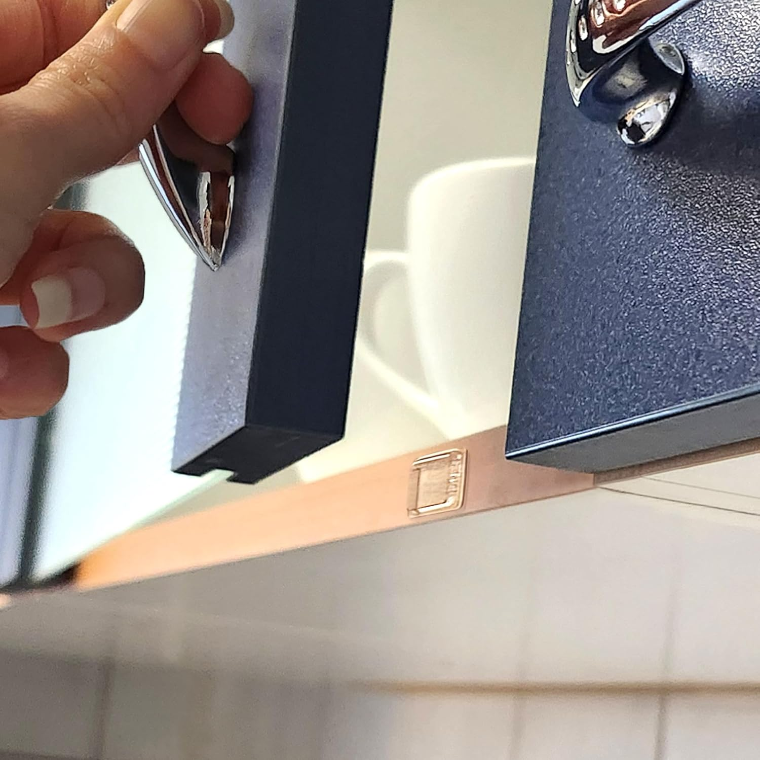 3M Bumpons | Self-Adhesive Elastic Buffer | Dimensions 10.5 Mm Width 2.5 Mm Height | Transparent/Pack of 54 on Plate image number 2