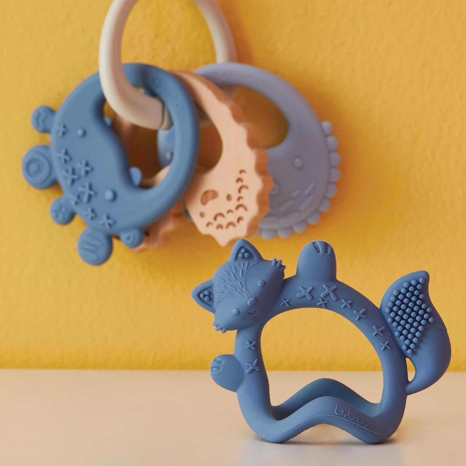 B.Box Wrist Teether, Lullaby Blue (Pack of 2) image number 4