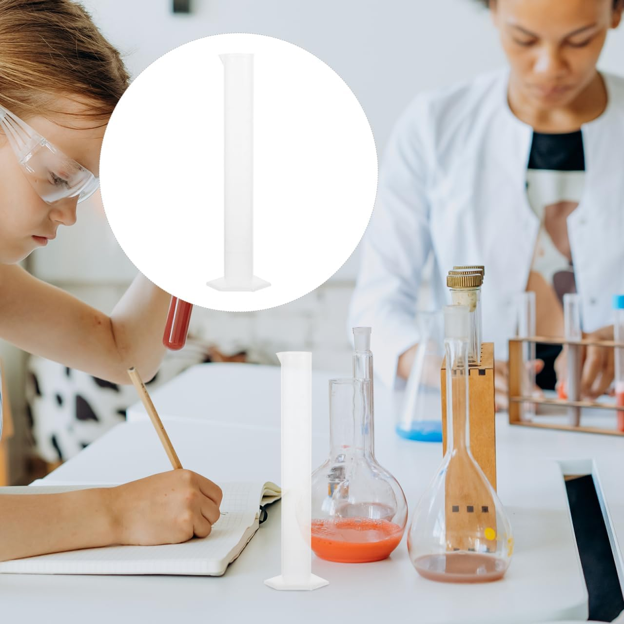 Baluue Measuring Cylinder, 100Ml Plastic Measuring Cylinder, Precise Graduated Measuring Cup, PP Graduated Cylinder for Kitchen, Laboratory Measurement image number 3