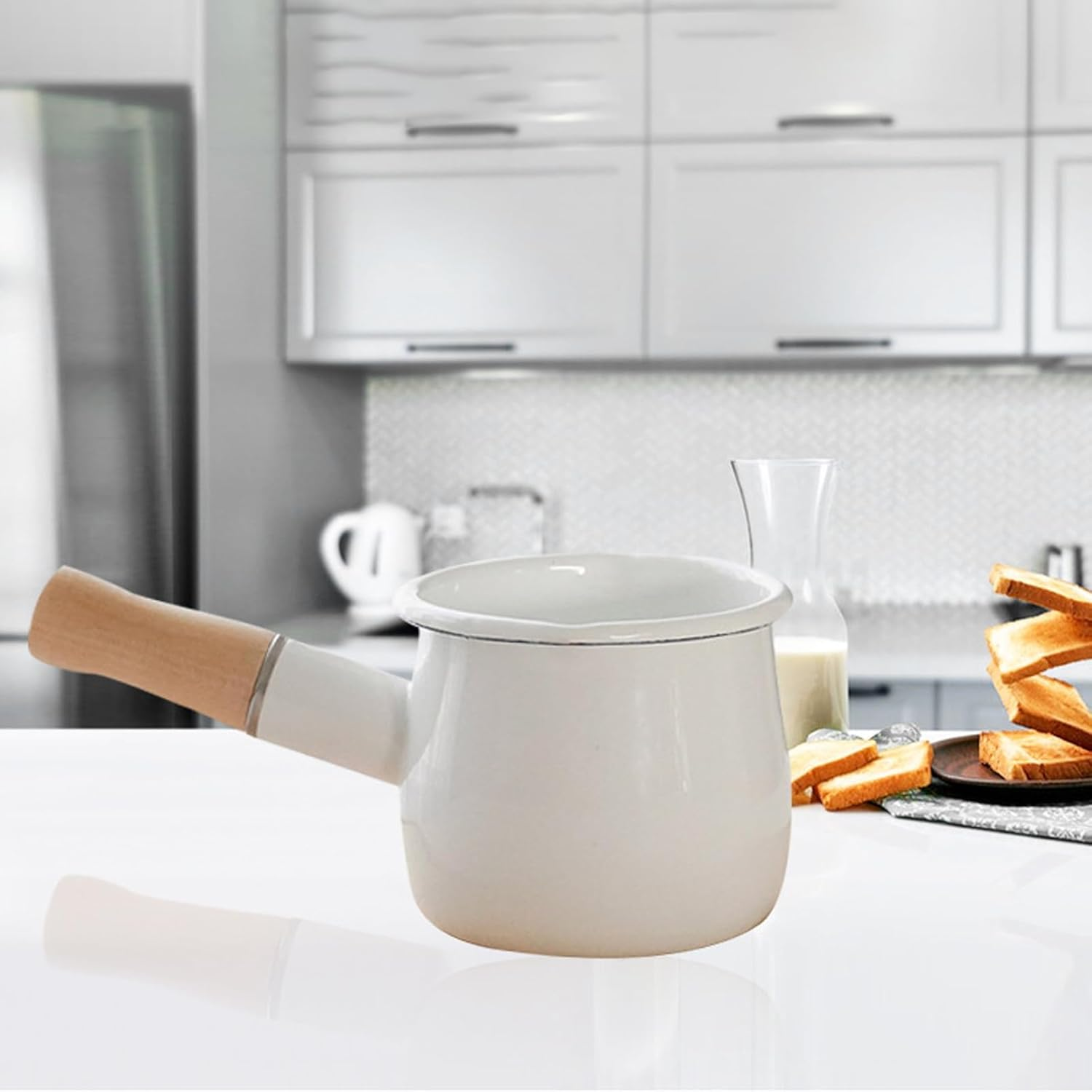 Small Size Non-Stick Milk Pan with Wooden Handle, Electromagnetic and Gas Universal Flat Bottomed Pot, 550Ml Whitemilk image number 3
