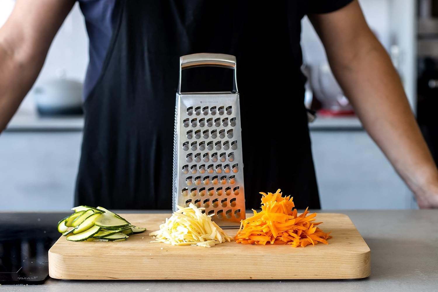 Masterclass Acid-Etched Stainless Steel Box Grater with Handle, 24 Cm (9.5"), Silver image number 5