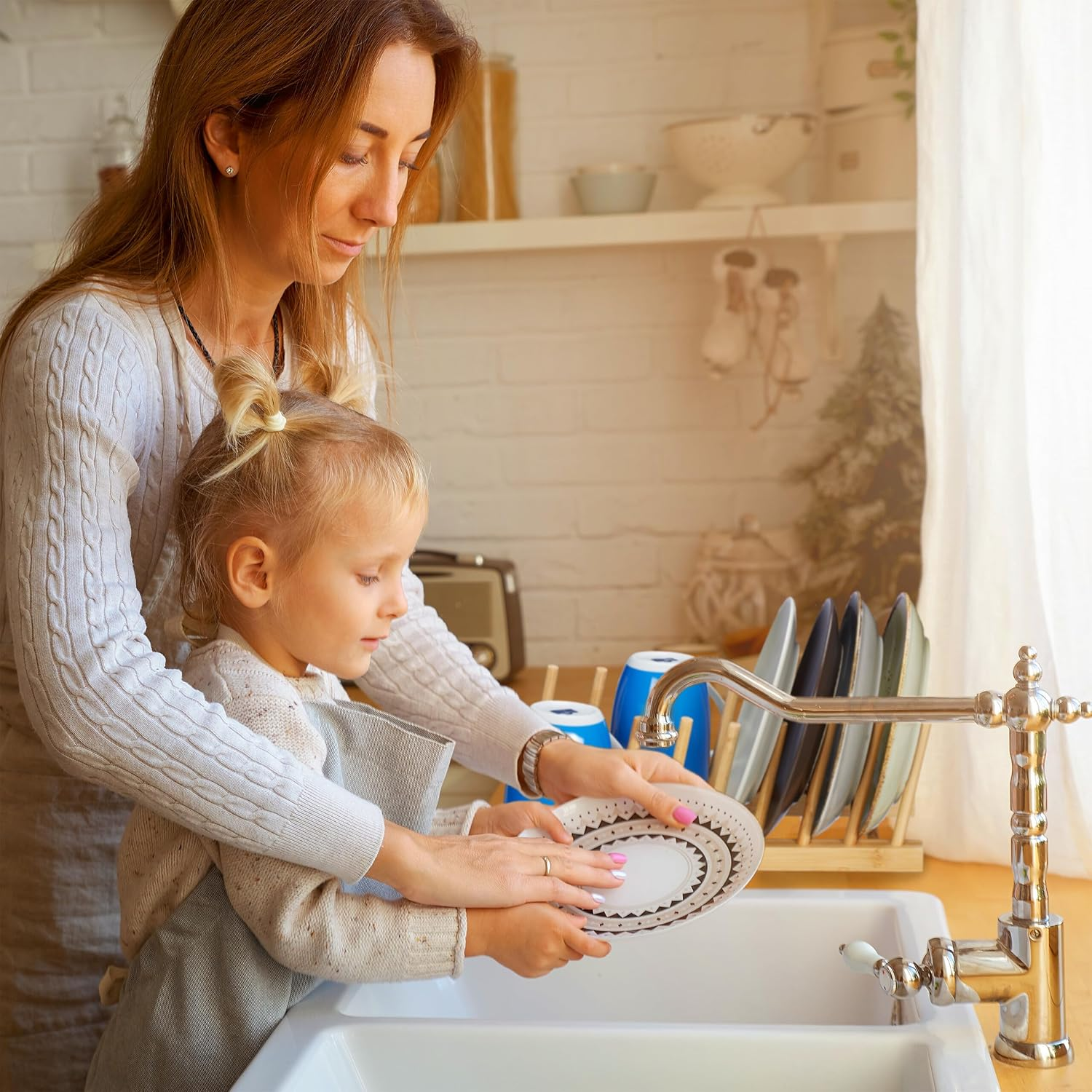 Relaxdays Plate Stand for 8 Plates, Boards, Lids, Set of 3, Bamboo, H X W X D: 12 X 12.5 X 34 Cm, Natural image number 3