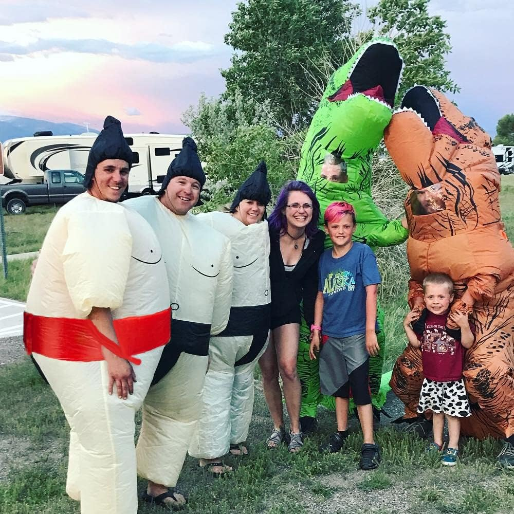 Inflatable Sumo Wrestler Suit Costume for Adult Blow up Halloween Party Fat Suit Fancy Families Member Game image number 5