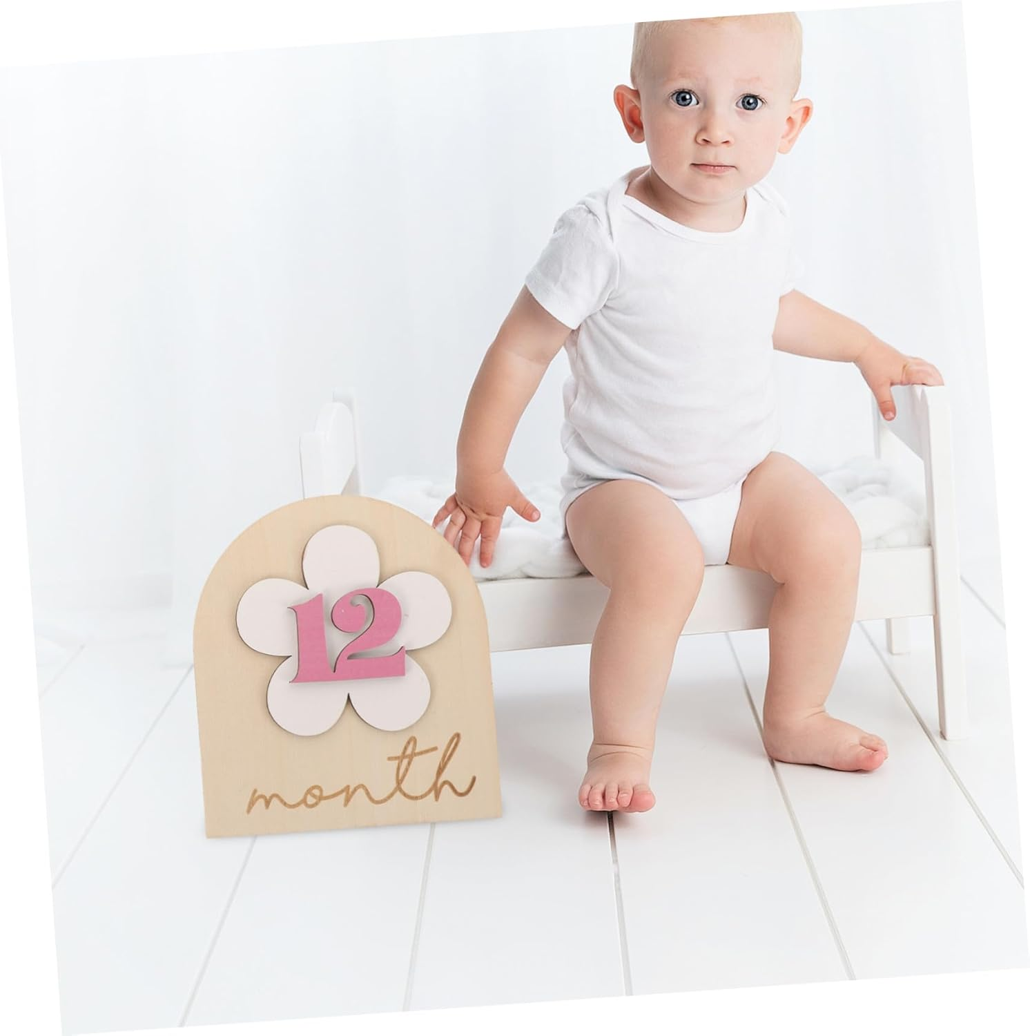 NUOBESTY Wooden Monthly Milestone Cards with Discs Natural Wood Photo Prop Kit for Newborn Photography Announcement and Growth Recording Safe and Decorative Months Signs image number 2