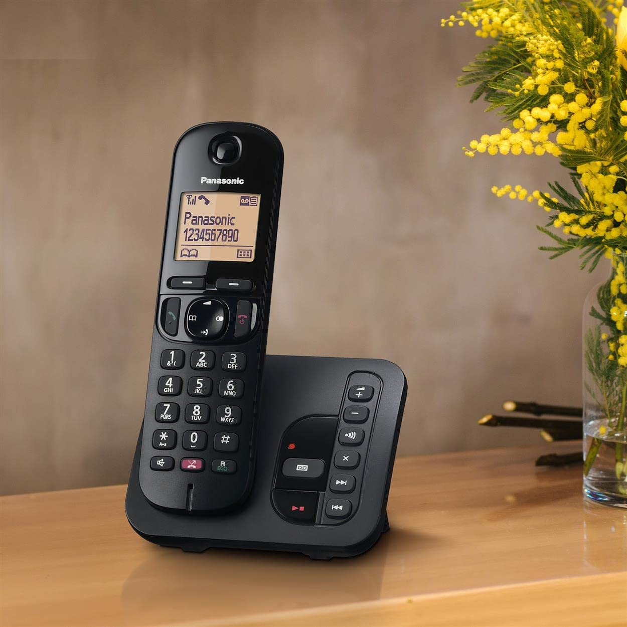 Panasonic KX-TGC263E Digital Cordless Phones: 18-Min Answering Machine, Dedicated Call Block Button, an Easy-To-Read Dot-Matrix Display and a Hands-Free Speakerphone image number 4
