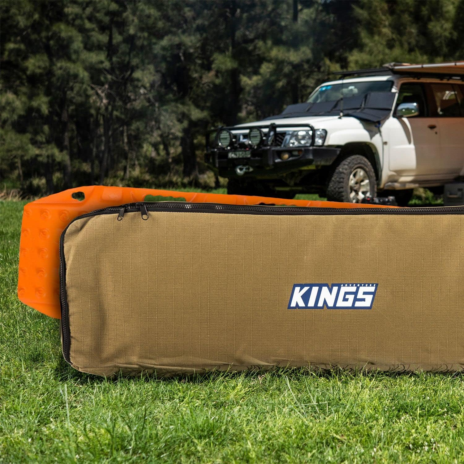 Adventure Kings 750A Heavy-Duty Jumper Leads + Recovery Tracks 400GSM Canvas Bag image number 4