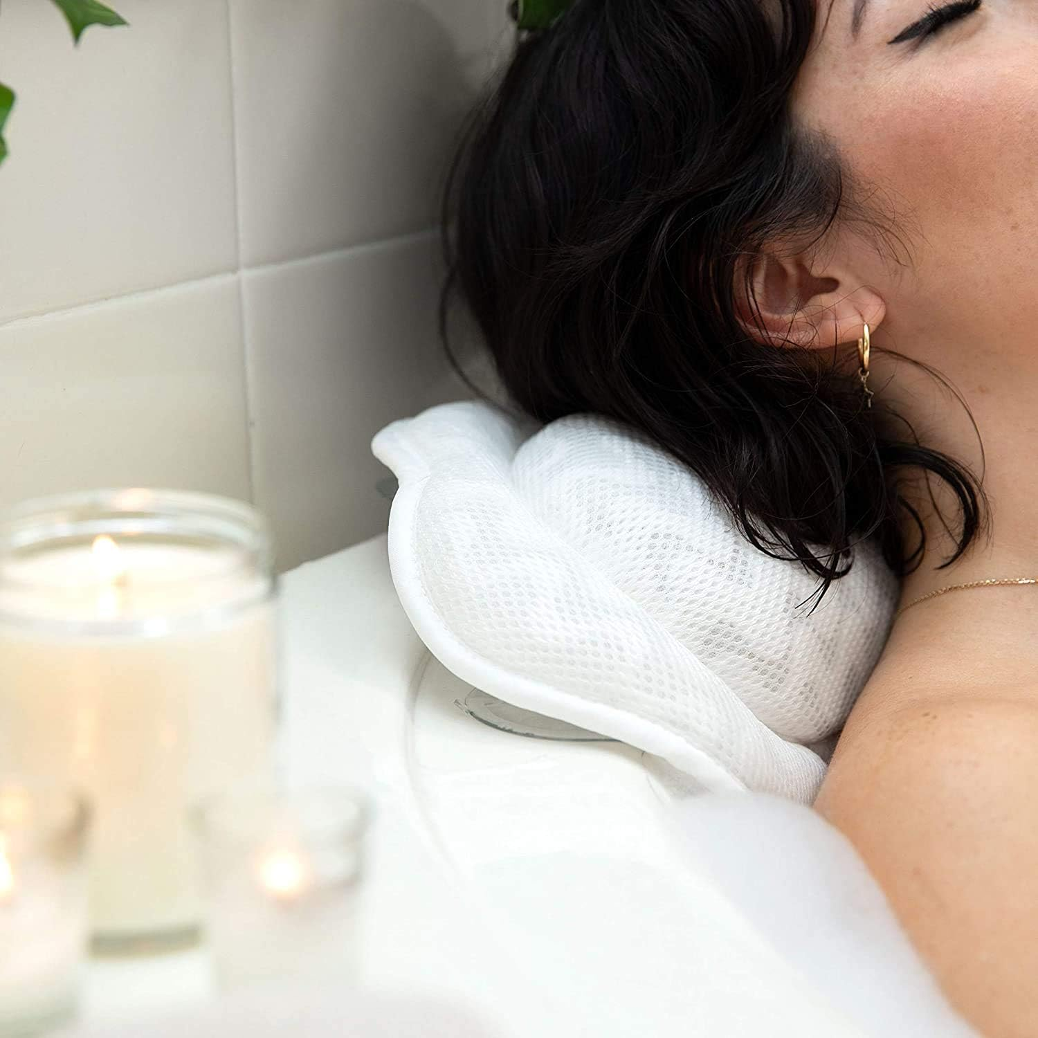 Bath Pillow, Bathtub Cushion for Neck, Helps Support Head, Back, Shoulder and Neck, Fits All Bathtub, Hot Tub and Home Spa - Extra Thick, Soft and Quick Dry 4D Mesh Fabric image number 3