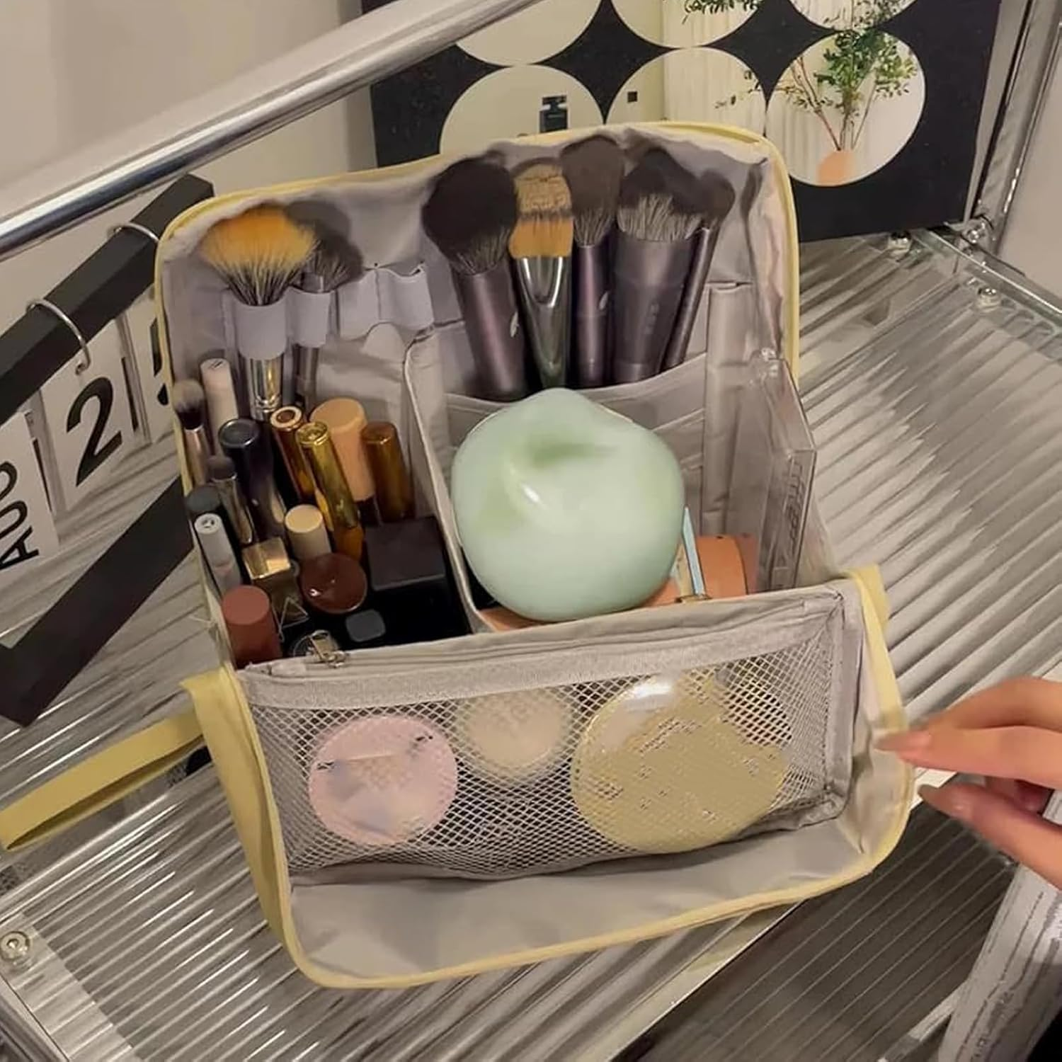 Doresty Makeup Bag, Multi-Purpose Large Capacity Oxford Cloth Standing Makeup Bag, Parallel Traveler Make-Up Bags Fold Down, Toiletry Bags with Compartments for Traveling Women(Beige) image number 5