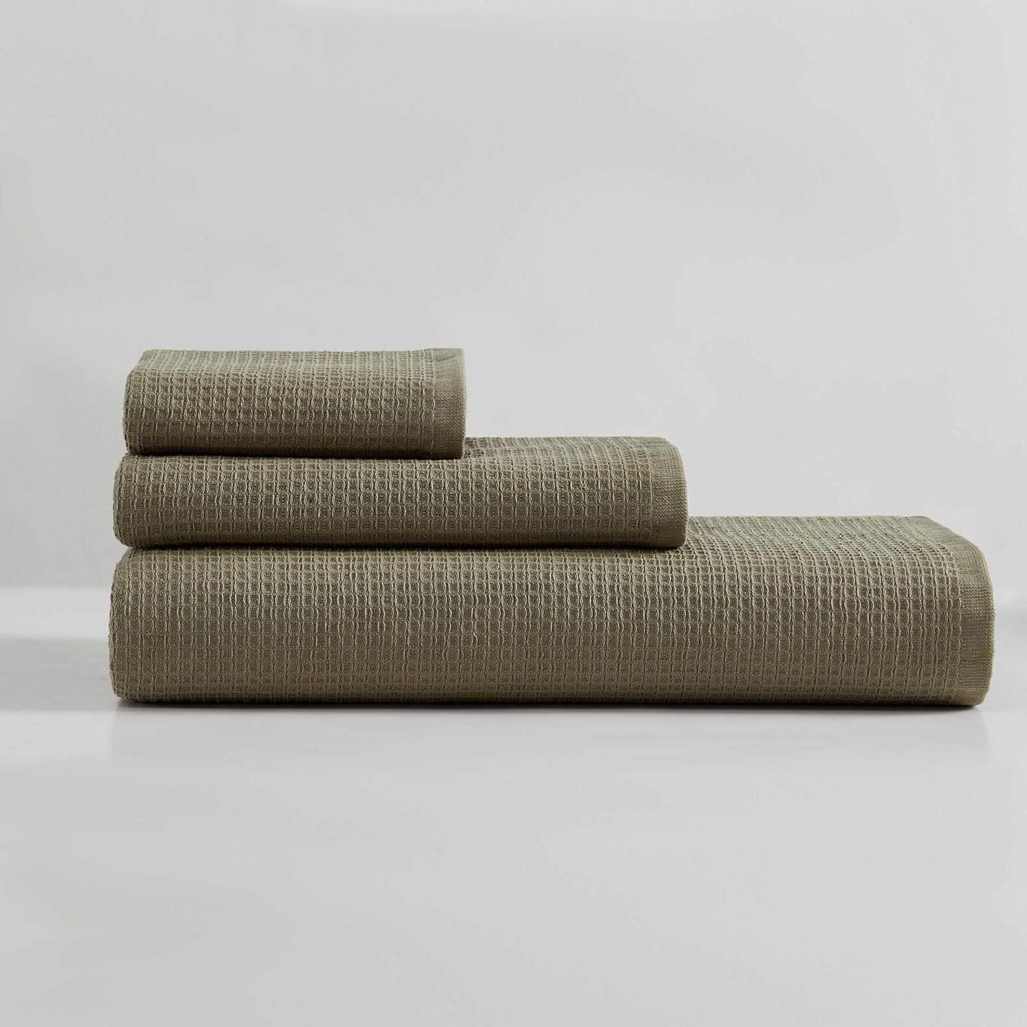 Calvin Klein - Towel Set, Soft & Absorbent Cotton Towels, Modern Bathroom Decor (Eternity Solid Black, 3-Piece)