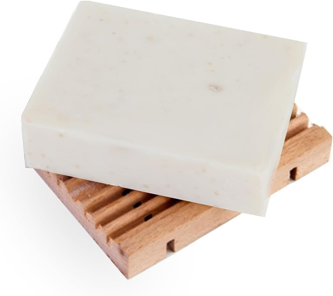 E ESSENTIAL DOG - Oatmeal and Goatsmilk Flavour Sensitive Dog Shampoo Bar 100 G image number 1