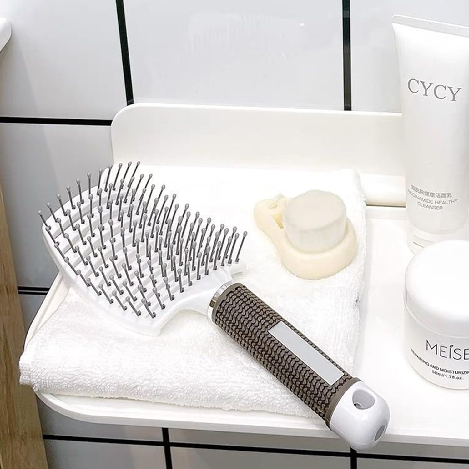 2 Pcs Hairbrush, Magical Brush Curved and Vented Bristle Nylon Hairbrush (Black White) image number 2