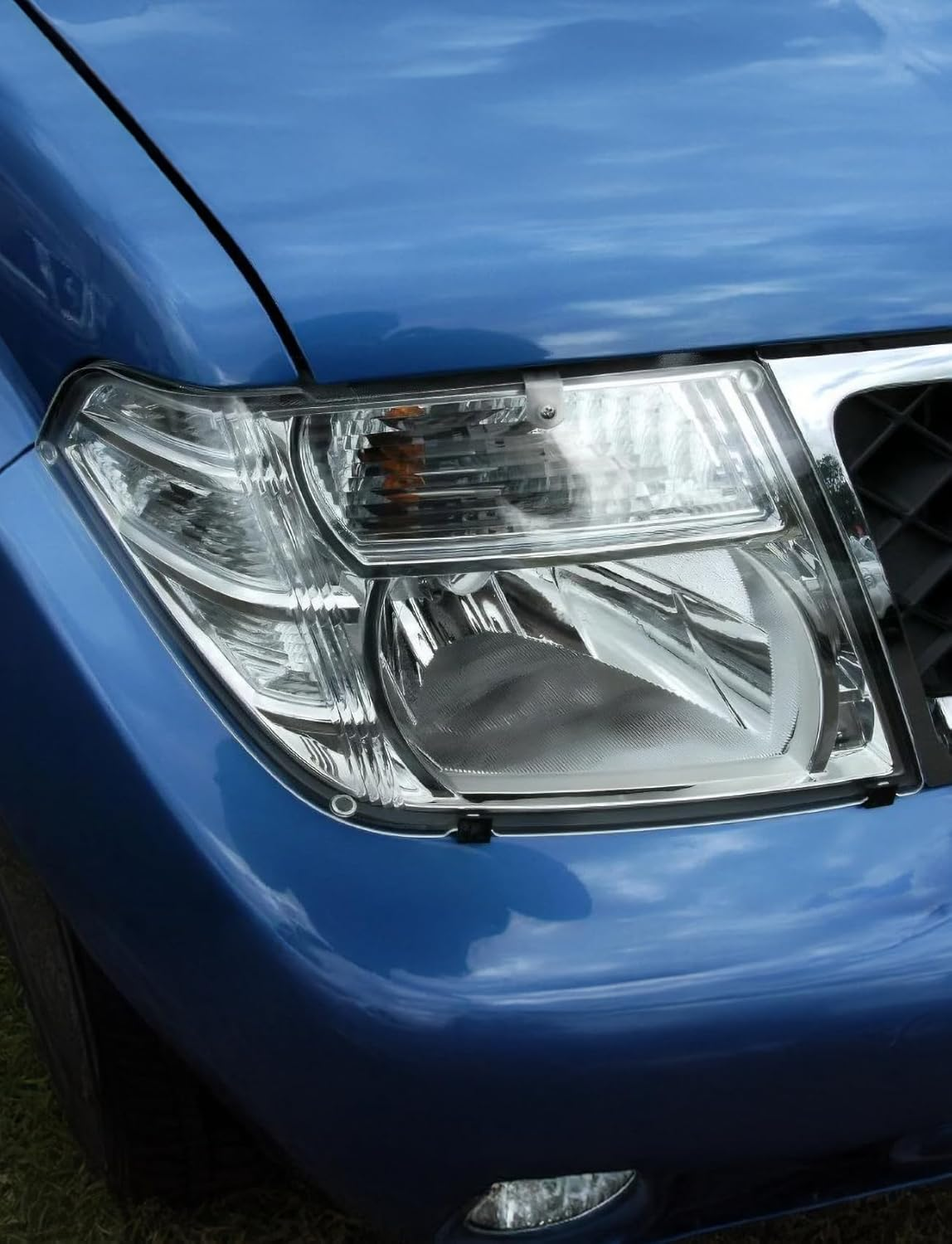 Sunland Protective Plastics Headlight Protectors, 2 Piece, Toyota Hilux 2WD & 4WD 03/2005-08/2011 - T295H image number 2