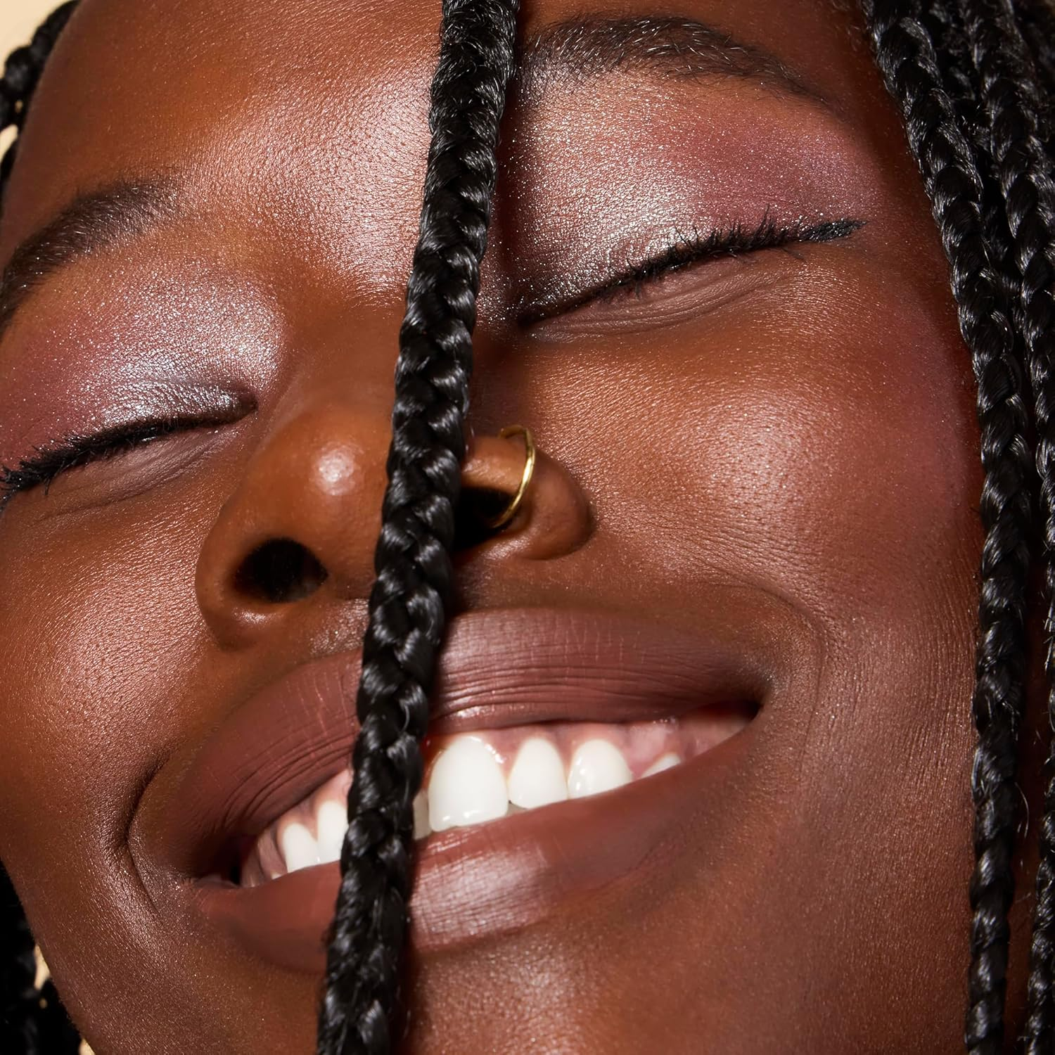 E.L.F. Fine as Fleck Glitter Eyeshadow, Long-Lasting Sheer Eye Makeup with a Shimmer Finish, Soft, Smooth Formula, Vegan & Cruelty-Free, Straight Fire - Filthy Rich image number 7