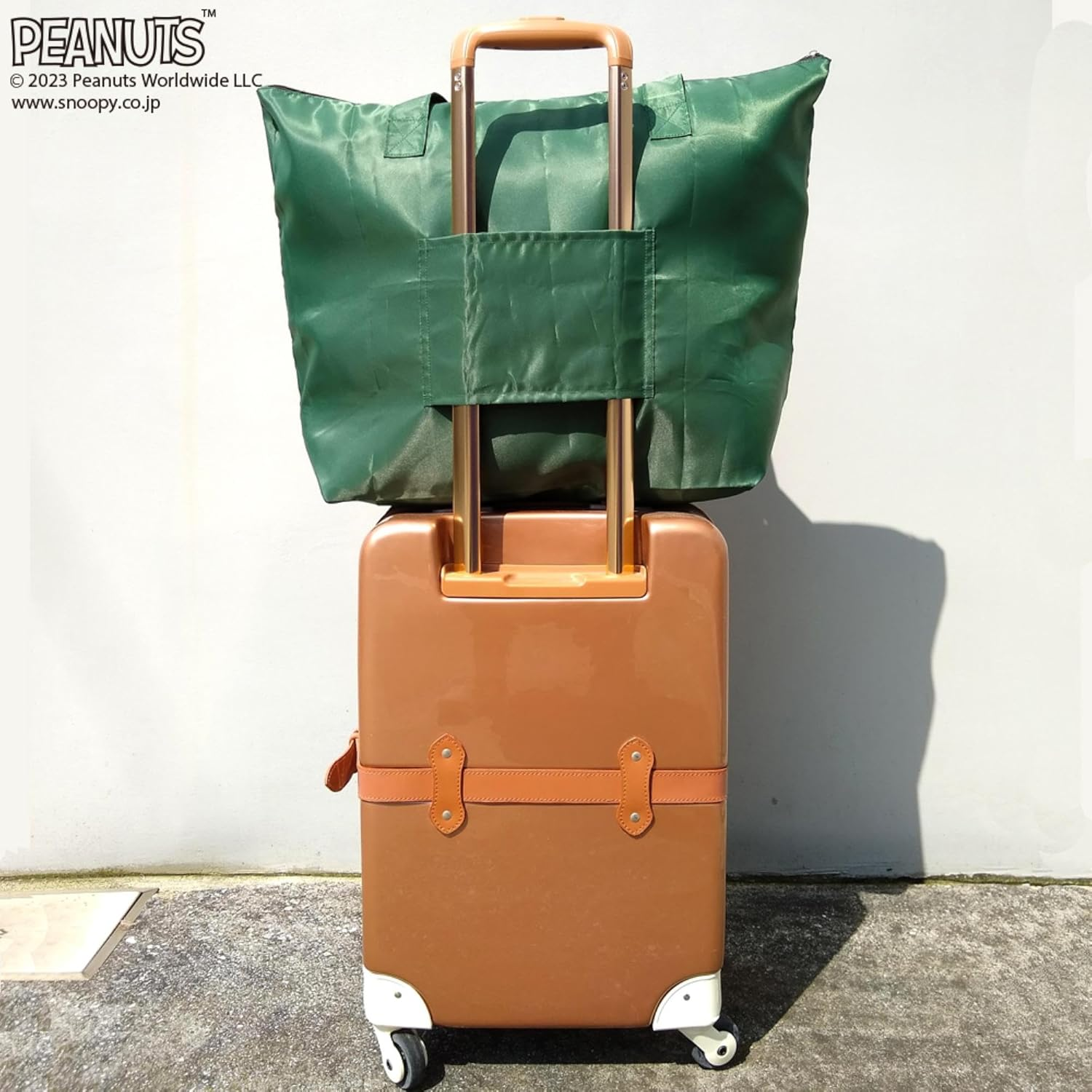 VANGUARD Snoopy Travel Portable Tote Bag, Large Capacity, 7.9 Gal (30 L), Water Repellent, Storage Bag Included (Folding Function That Can Be Set in Suitcases), SNOOPY Boat, Khaki, Height 16.1 X Width image number 1