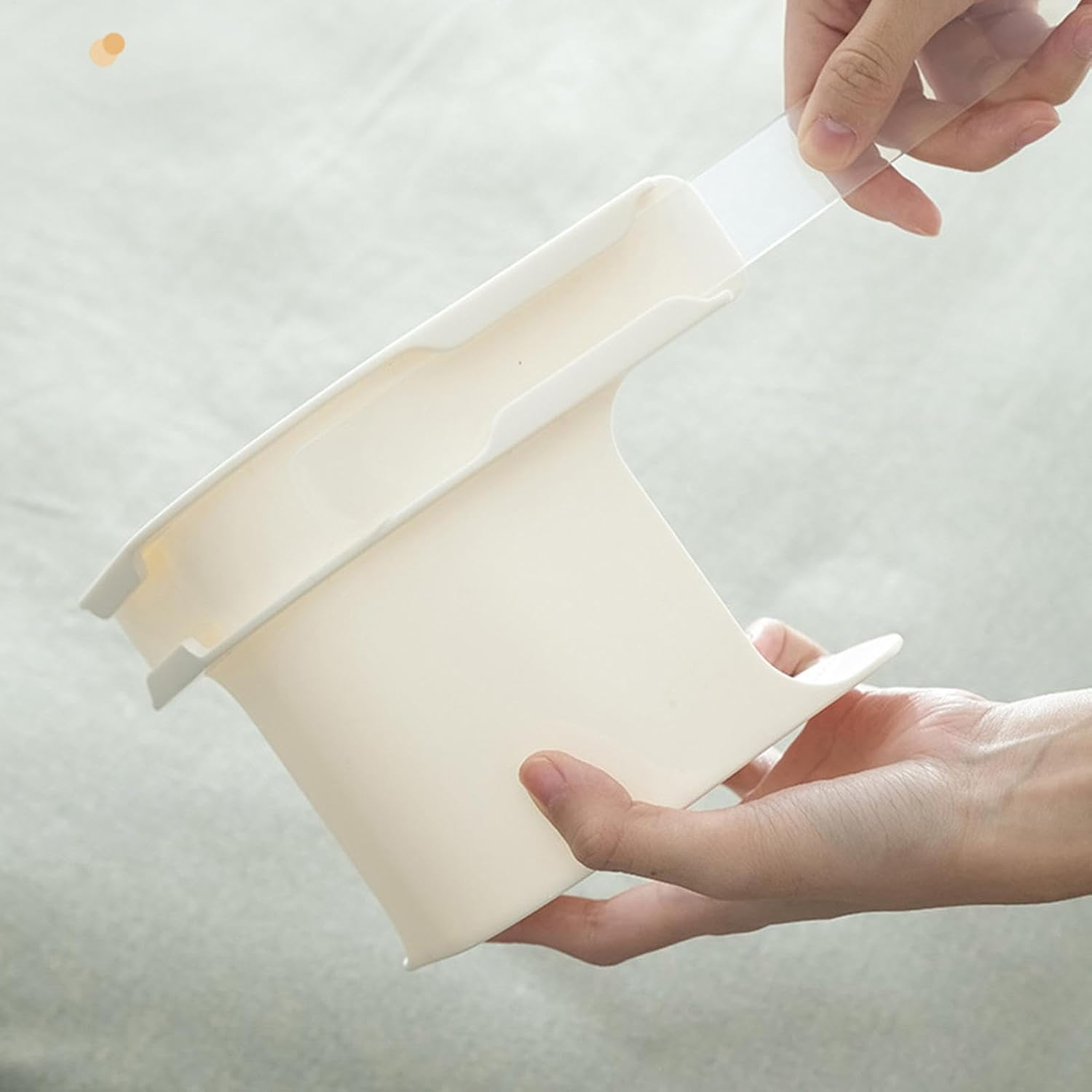 Bed Sheet Holder, Corner Sheet Strap Heavy Duty Lock Bedsheet Keeper, Removable Bed Sheet Holder, Non-Slip Bedsheet Grippers Keep in Place Bedding Accessories for All Mattress 4Pcs image number 5