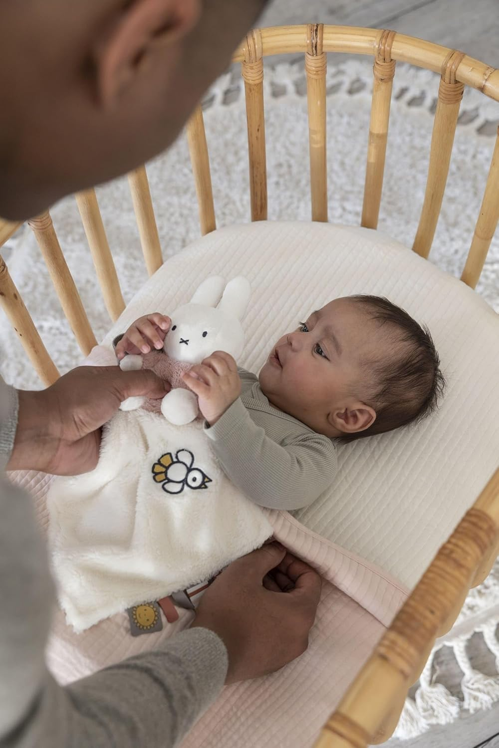 Miffy Fluffy Cuddle Cloth, Pink image number 4