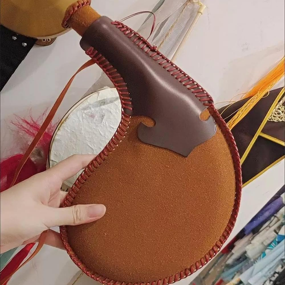 THJOPOKEEL Portable Retro Leather Hip Flask Handmade Boat Wine Bag Traditional Crafts Water Whisky Alcohol Bottle Outdoor Drinkware(450Ml) image number 4