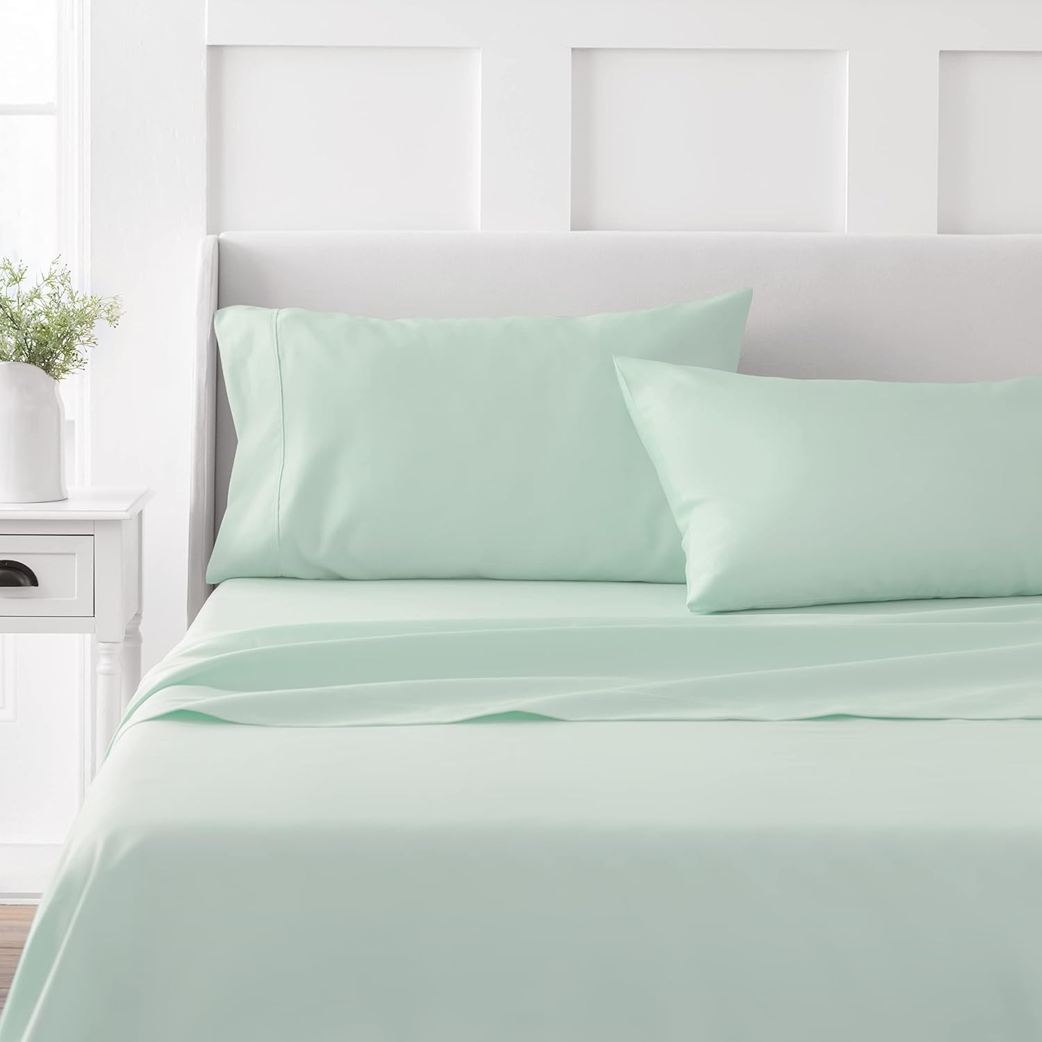 MARTHA STEWART 100% Cotton King Sheets Set - 4 Piece, Soft, Smooth, Durable, Easy Care, 16" Deep Pocket Sheet, Bedding Sheet, Sateen Sheet, 1 Flat, 1 Fitted, 2 Pillowcases, Dorm Essential, Mint Green image number 7