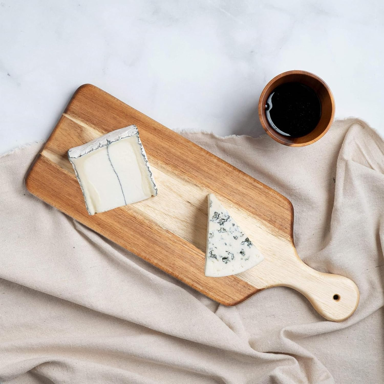 Bierofaro Acacia Wooden Chopping Board with Handle, Wooden Serving Board and Charcuterie Board with Hanging Hole, Cheese Board Decorative Food Platter for Kitchen, 44 * 15.5Cm Wood Design image number 4