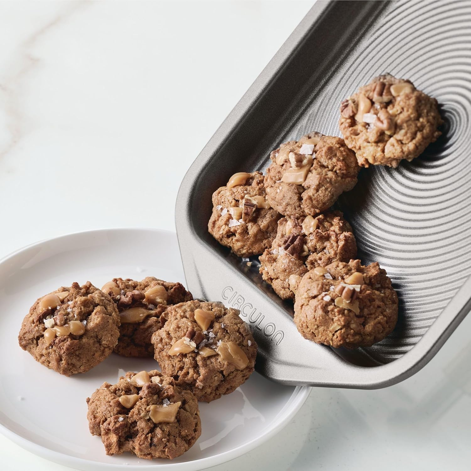 Circulon Total Bakeware Nonstick Toaster Oven & Personal Pizza Pan Baking Set, 4-Piece image number 1