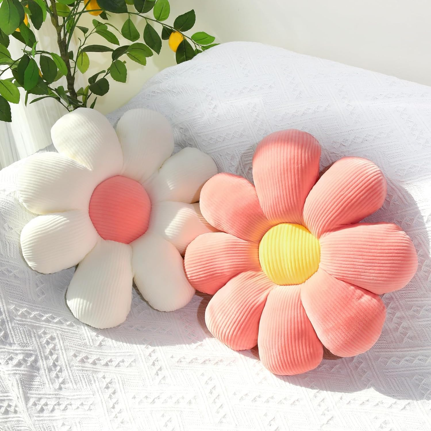 Diyannuo 2 PCS Flower Plush Throw Pillow, Flower Shaped Pillow, Daisy Pillow, Floor Pillow Cushion for Reading, Bedroom, Home D&eacute;cor image number 3