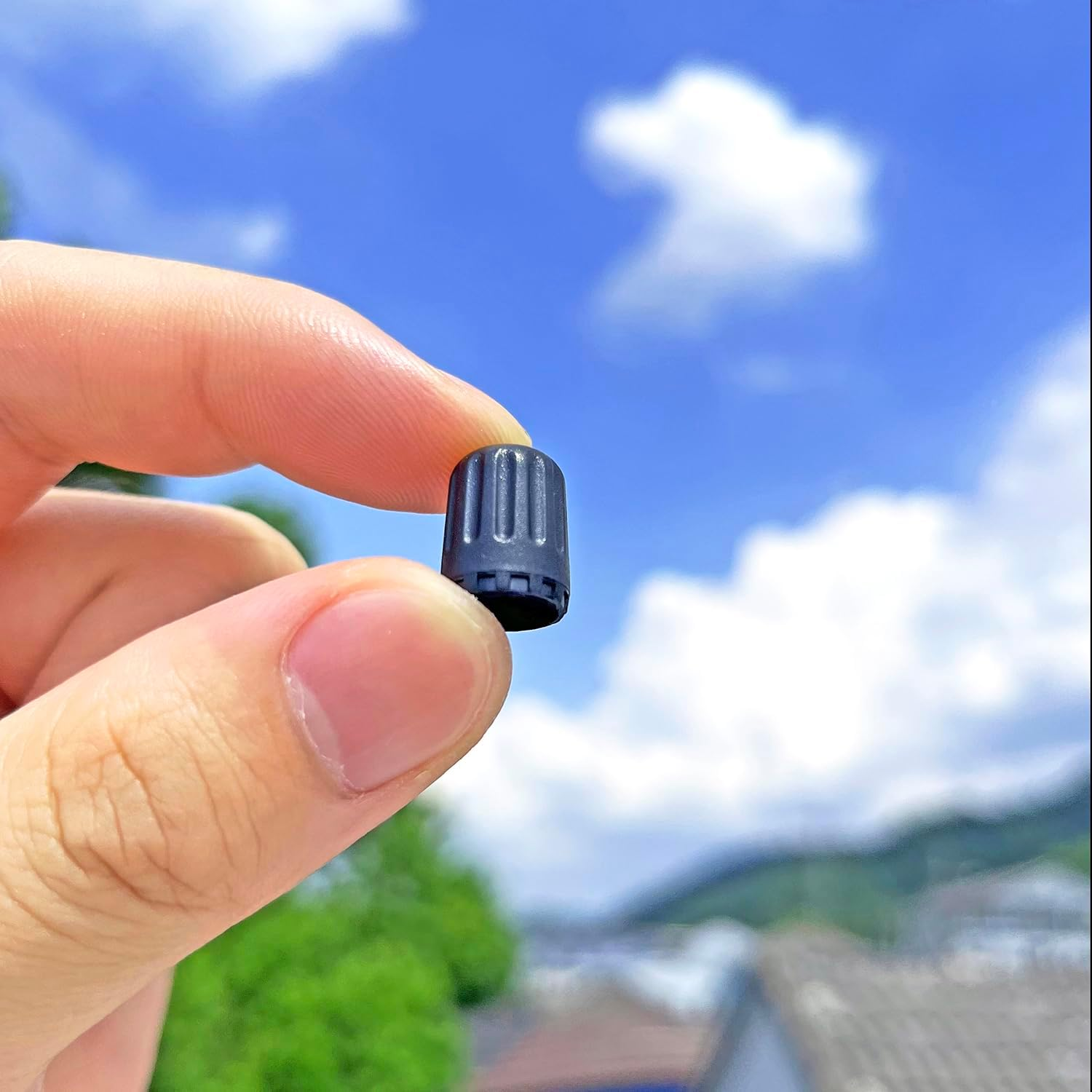 Black TPMS Plastic Tire Valve Stem Caps with Rubber Seal Universal Long Air Valve Stem Caps for TPMS20008 Rubber Valve, Airtight Seal, &shy;All-Weather, Air Protection, &shy;Light-Weight (8 Pack) image number 3