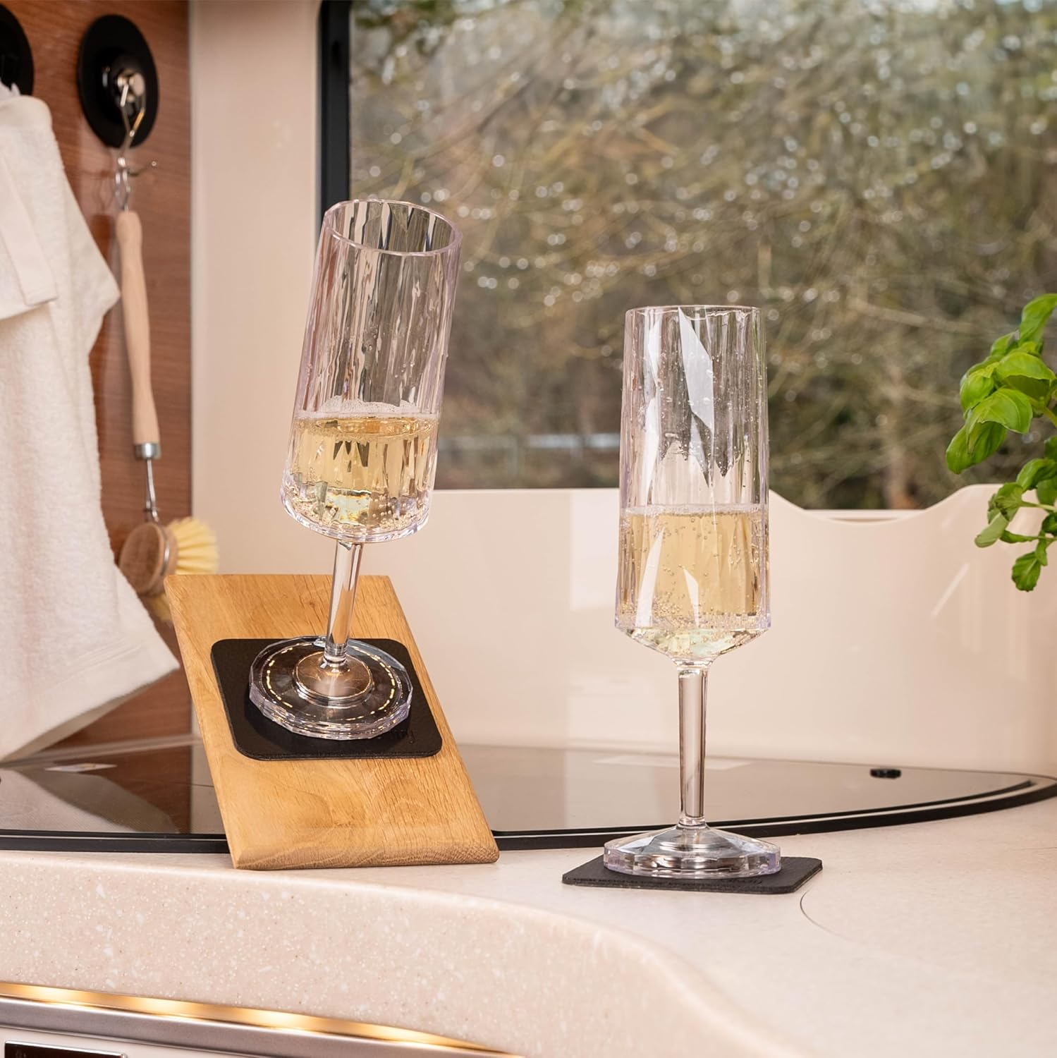 Silwy&reg; HIGH-TECH Plastic Magnetic Glasses Includes Metal Nano Gel Pads - Non-Slip Camping Glasses, Boat and Yacht Accessories (Sparkling Wine // 0.15L // Set of 2) image number 5