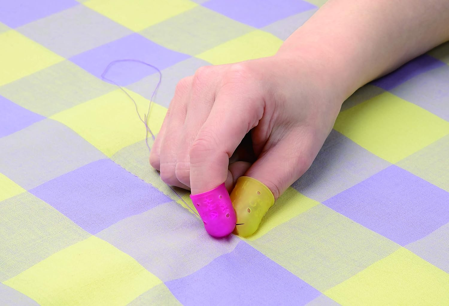 Clover Flexible Rubber Thimble, Pink, Medium (6031) - Multicolour image number 2