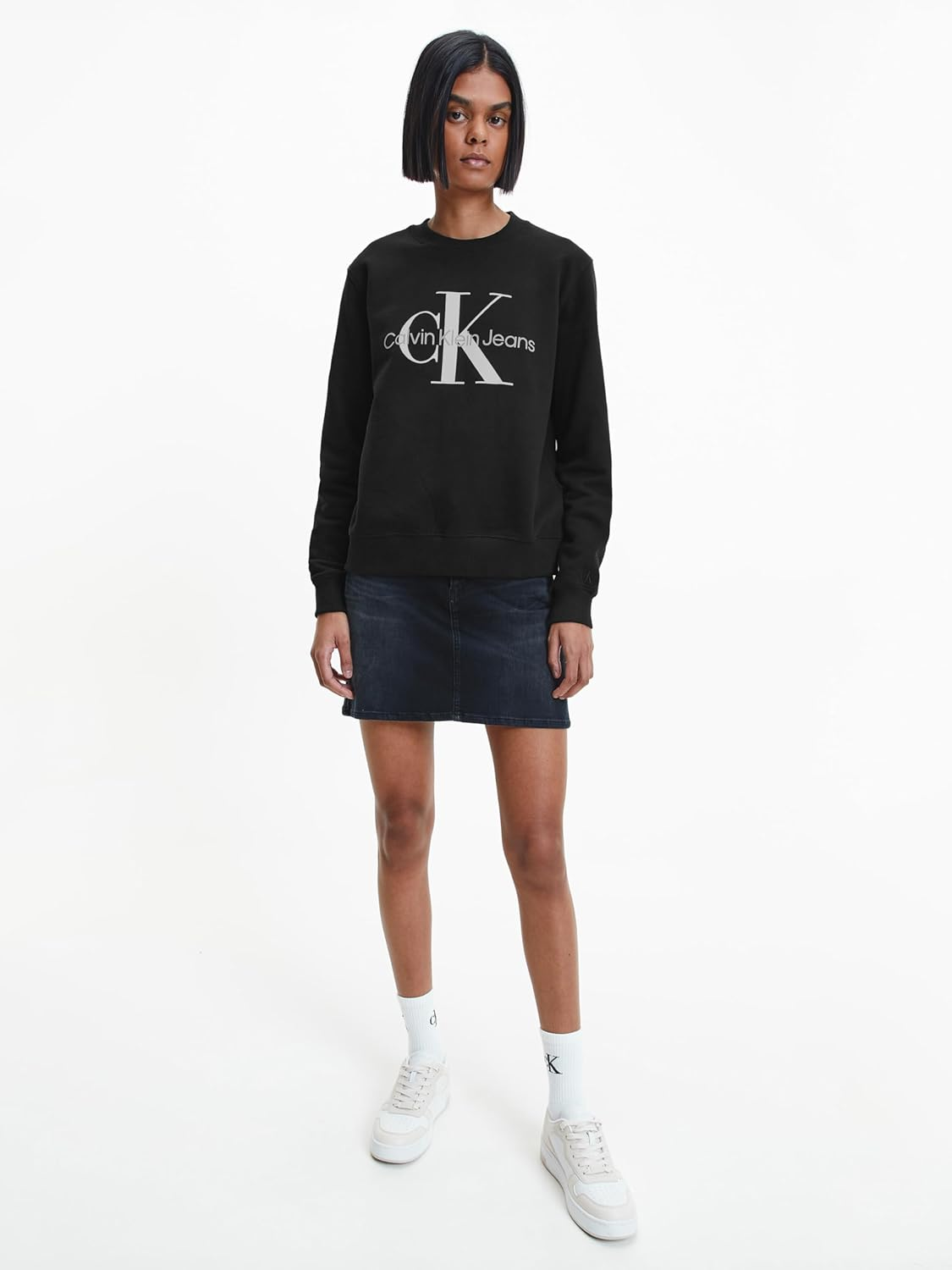 Calvin Klein Jeans Womens Core Monologo Sweatshirt, Ck Black image number 4