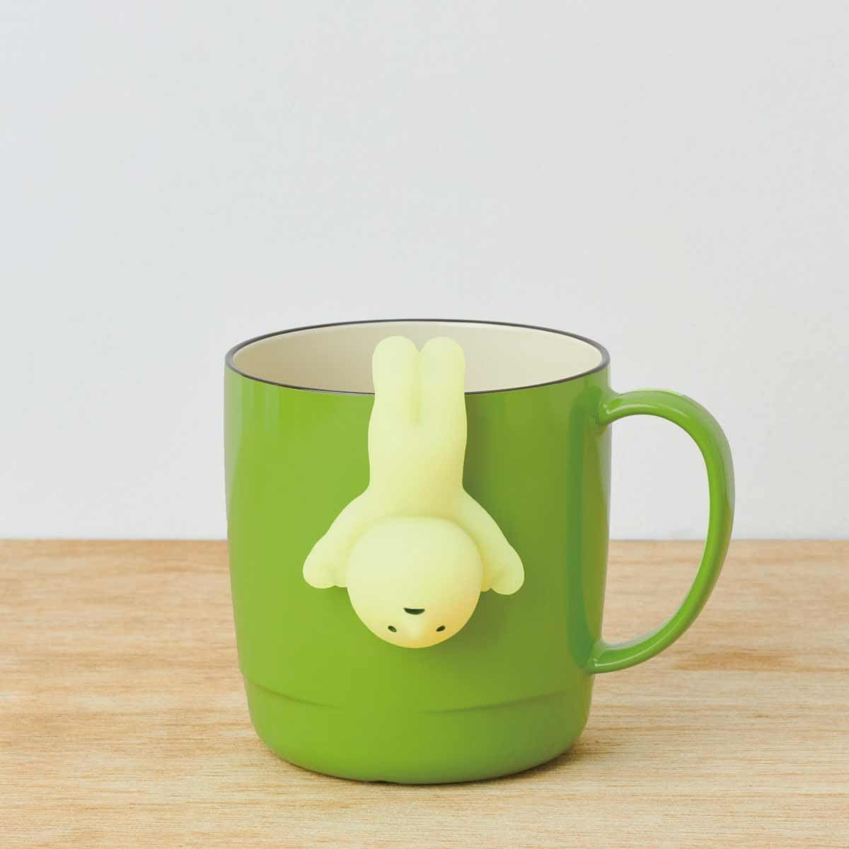 Smiski Hippers Phosphorescent Figure image number 1