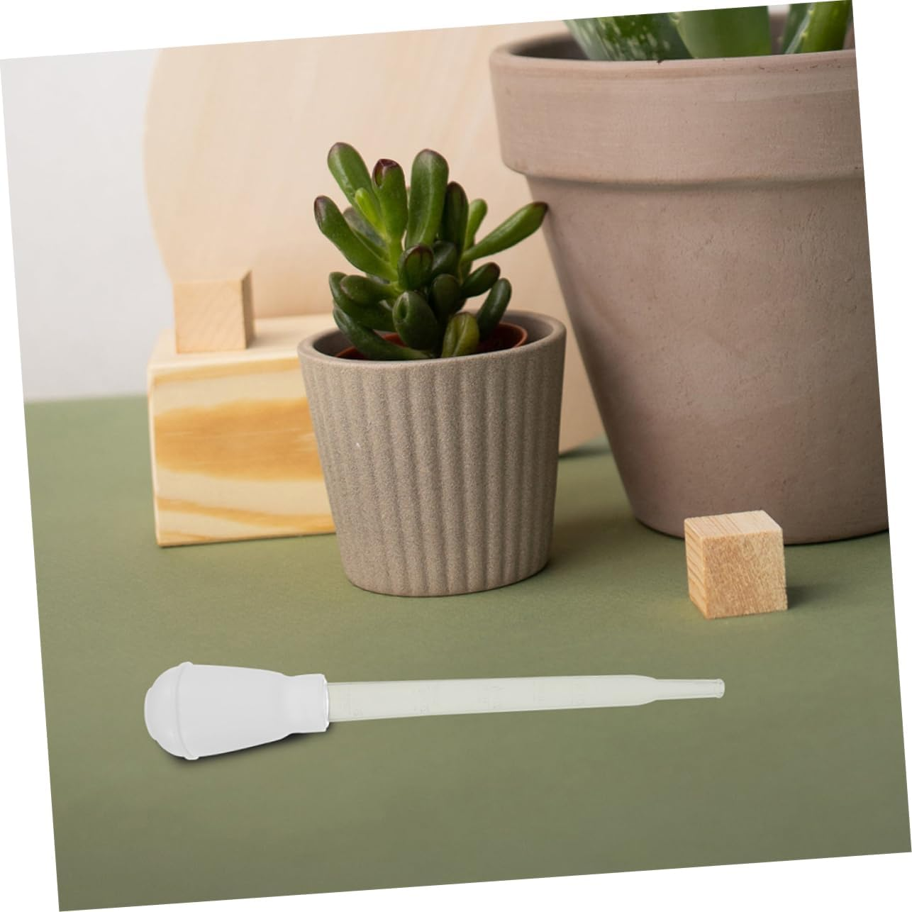 MINAOLULUS 3Pcs Plant Saucer Water Sucker Set 30Ml Plastic Tubes for Flower Pot Water Removal Gardening Tool for Self Watering Plants Suitable for Indoor and Outdoor Gardening