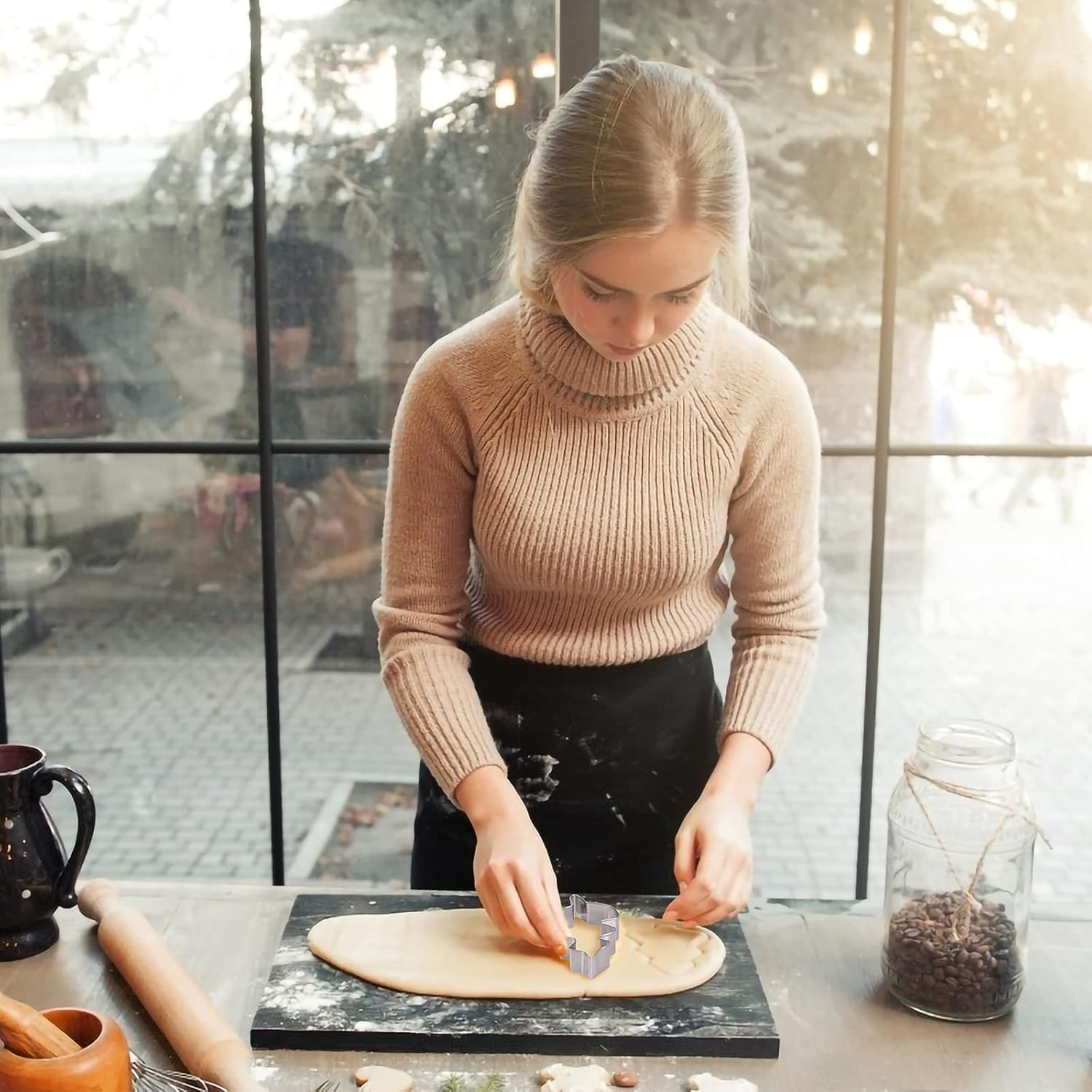 9Pcs Autumn Cookie Cutters, Thanksgiving Stainless Steel Cookie Cutter with Pumpkin Squirrel Hedgehog Mushroom Maple Leaf Pine Cone for Baking Fondant image number 5