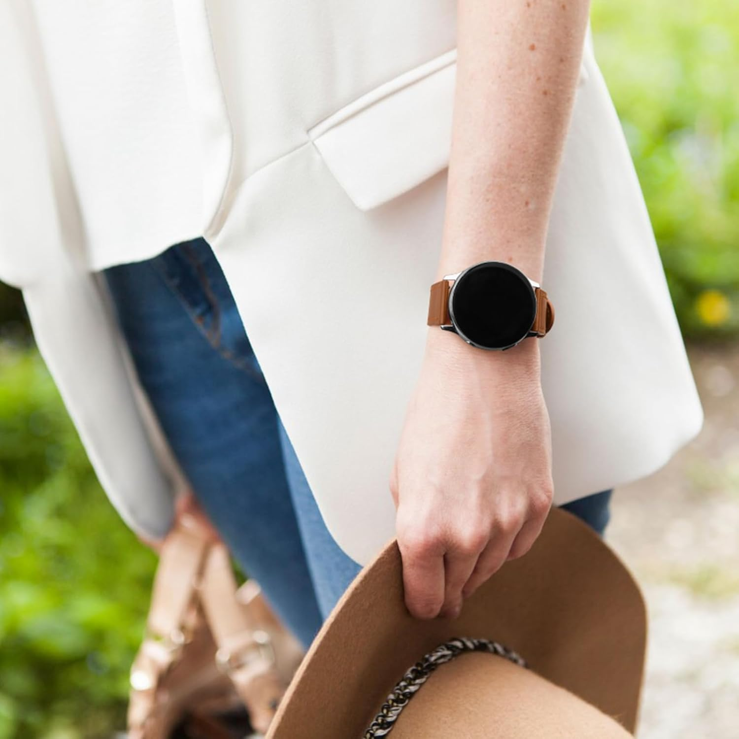 Leather Bands for Garmin Vivoactive 5 / Vivoactive 3 Watch Band, Garmin Venu 2 plus Bands/Venu Sq/Venu Band Women Men, 20.5Mm Soft Leather Bands Replacement Straps for Garmin Vivoactive 5/Forerunner 645 / 245 Music Smart Watch image number 5