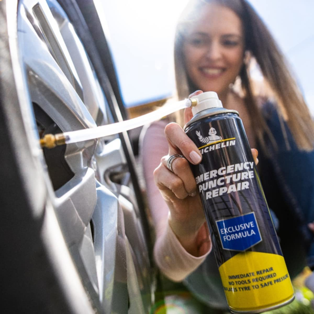 MICHELIN Emergency Puncture Repair - Immediate Repair, No Tools Required, Suitable for Tyres up to Size 245/45 R17, 500Ml (32699) image number 3