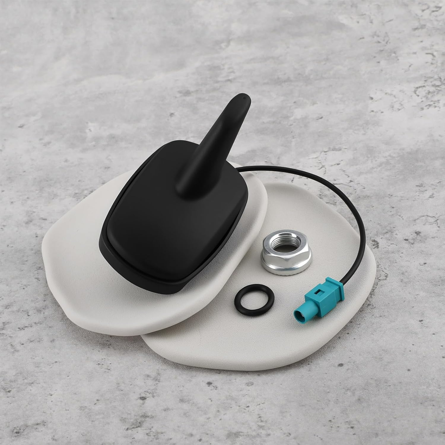 Emagtech Car Roof Antenna 6.3X5.2X8.2Cm Compatible with VW Golf 5 6 Compatible with Passat image number 1