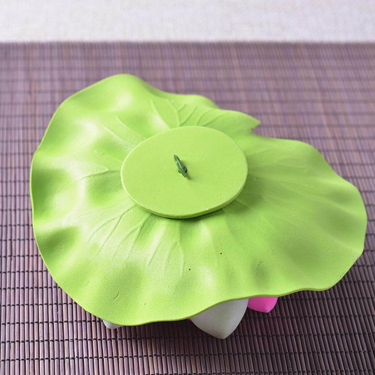 Artificial Pond Plants Floating Lily Pads Lightweight Soft Thick Durable Attractive Decorative Props for Pool Fish Tanks Restaurants Tea Houses Beauty Salons EVA Foam Plast image number 5