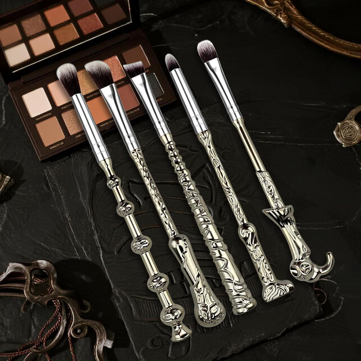 MUIIGOOD 5 PCS Wand Makeup Brushes Set Harry Make up Brush Gift Kit Potter Makeup Brushes Wand Cosmetic Brushes Set for Foundation Blending Blush Concealer Eyebrow Face Powder Christmas Gift for Women image number 4