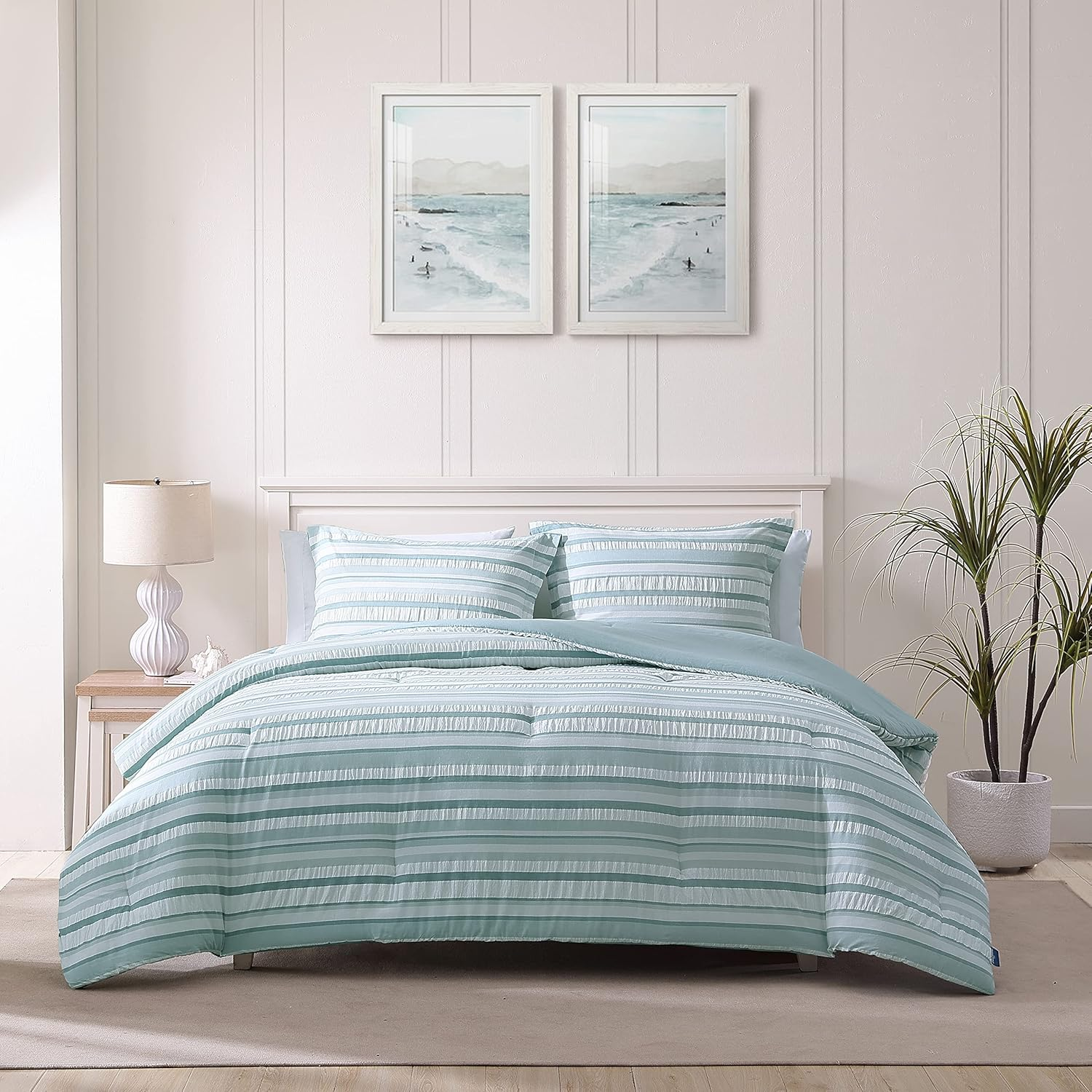 Tommy Bahama - King Duvet Cover Set, Cotton Bedding with Matching Shams & Button Closure, All Season Home Decor (Clearwater Cay Blue,3Pieces, King) image number 1