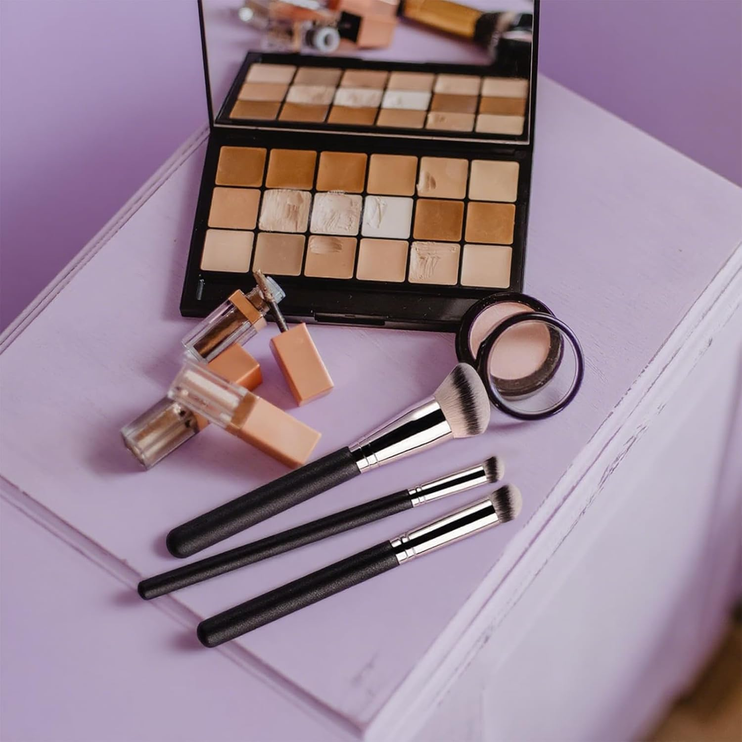 Hrenvaxil 3Pcs Makeup Brush Set, Slanted Foundation Brush & Angled Concealer Brush for Cream & Powder - Perfect for Liquid, Foundation, Concealer, Buffing, Stippling & Blending image number 4